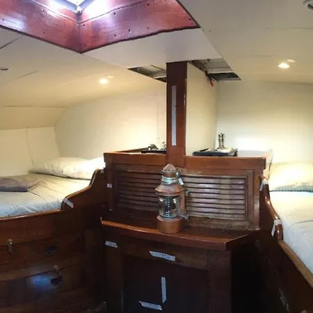 Eco-sailing Experience: Gaiarta Project's Historical Boat