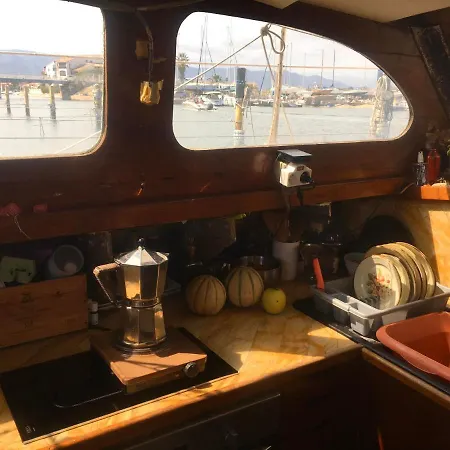 Eco-sailing Experience: Gaiarta Project's Historical Boat Botel Saint-Cyprien (Pyrenees-Orientales)